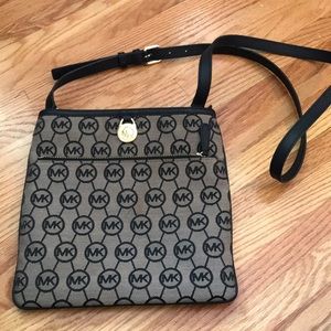 Michael Michael Kors crossbody